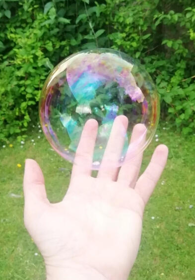 Amy&#39;s Amazing Bubbles